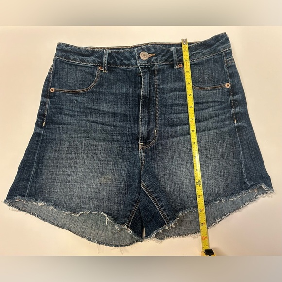 American Eagle Sky High Shortie Cuffed Raw Hem Shorts Size 12 *Run Small 8 - Picture 4 of 16